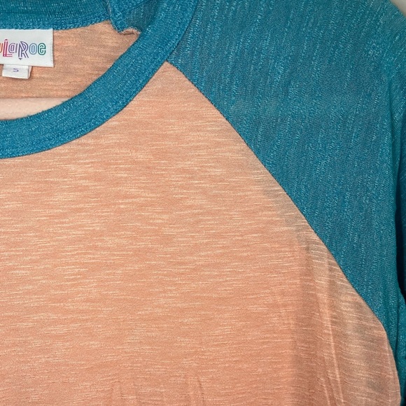 Lularoe Super Soft Randy Baseball T-Shirt - Picture 2 of 8